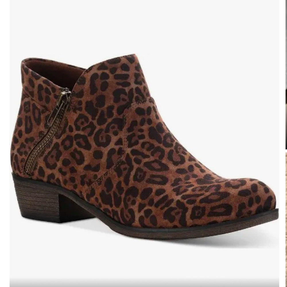 NIB Sunstone leopard booties